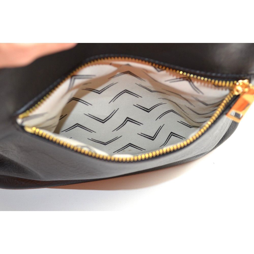 Moda Luxe Black Leather Hobo Shoulder Bag with Braided Detail - Picture 6 of 13